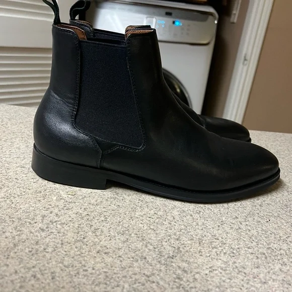 Black Leather Men's Chelsea Boots